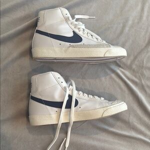 Nike Blazer Mid ‘77 shoes